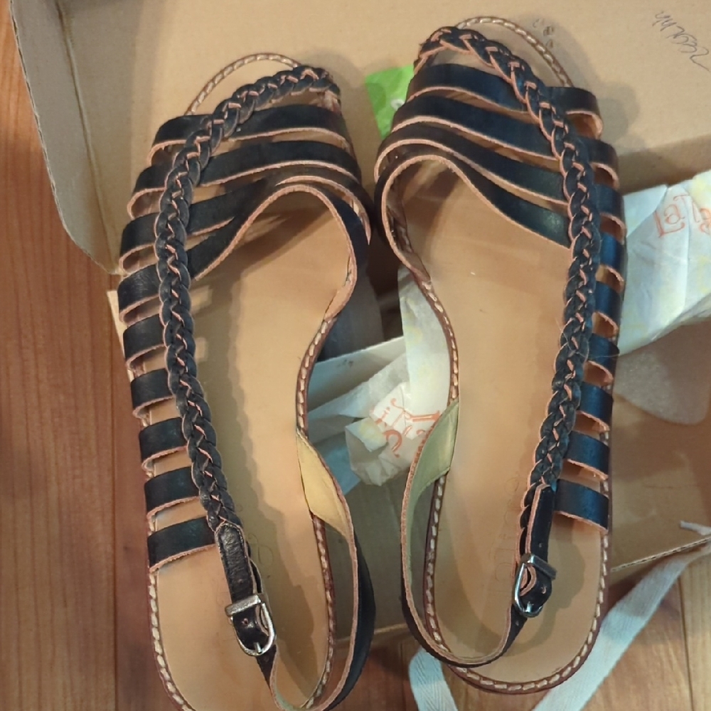 Latigo Black and Tan Braided Sandals
